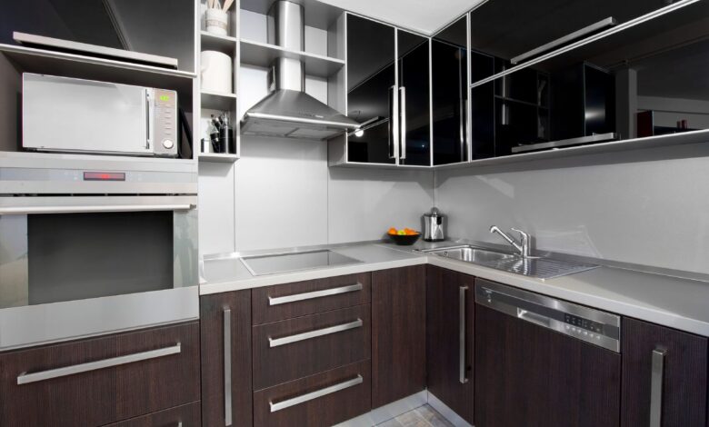 Innovative Kitchen Design for Compact Spaces to Enhance Functionality